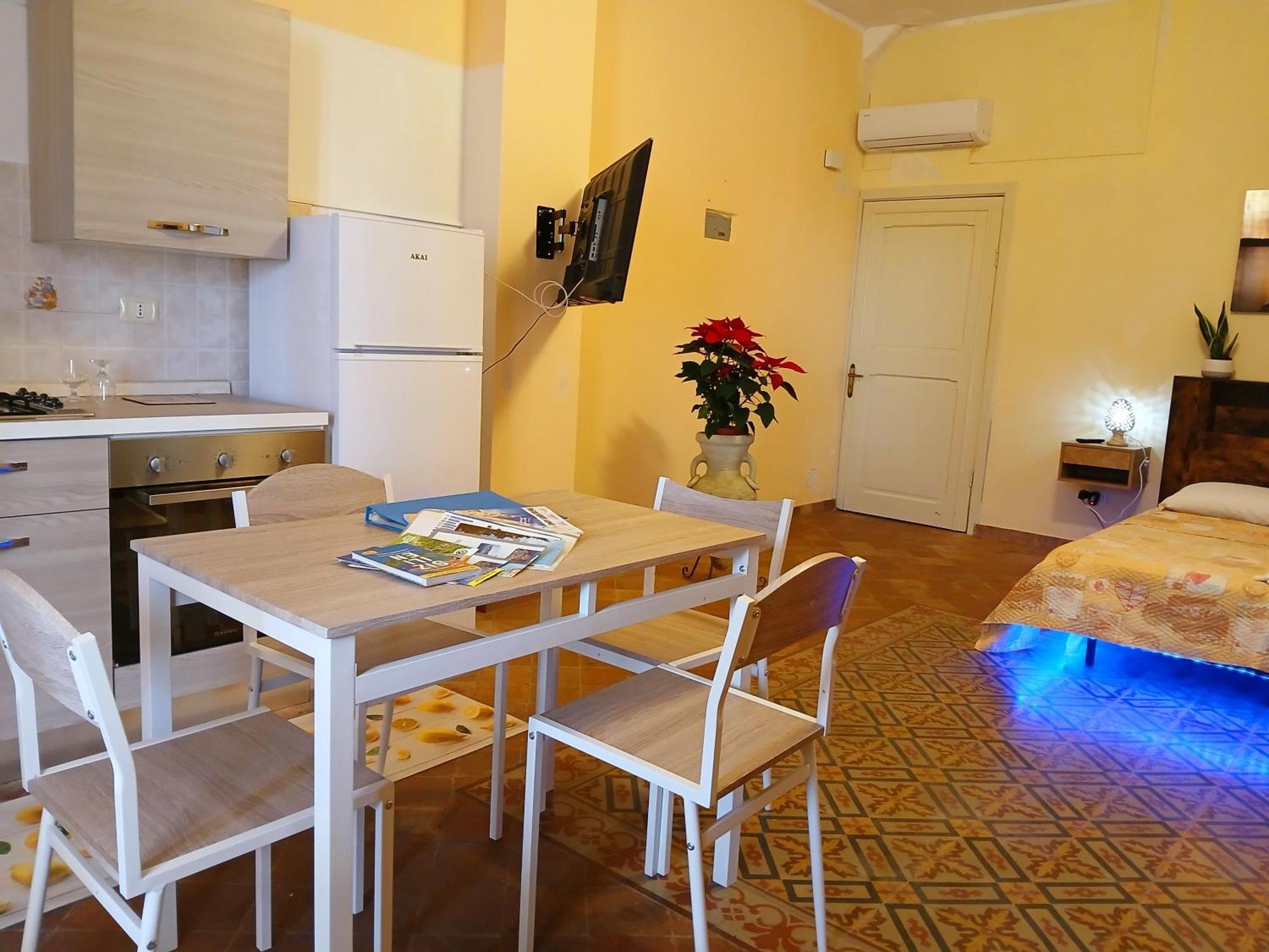 Villa Laura Apartment Giardini Naxos Exterior foto